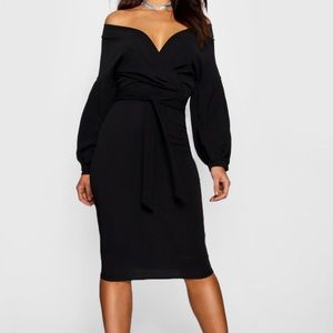 Black Boo Hoo dress
